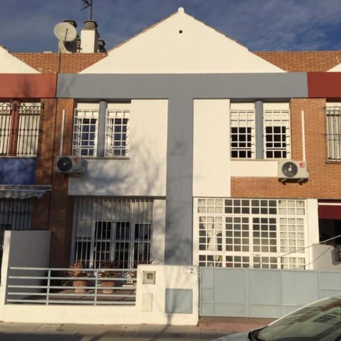 Casa Soleada En Calle Tranquila Sevilla Buitenkant foto